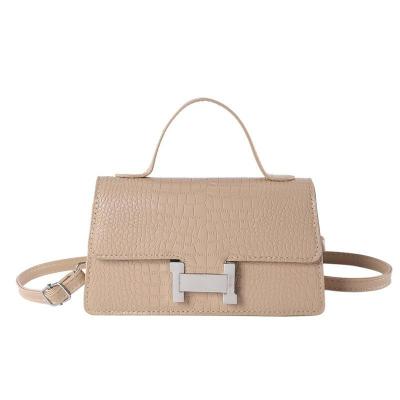 Stylish and Fashionable Ladies Handbag