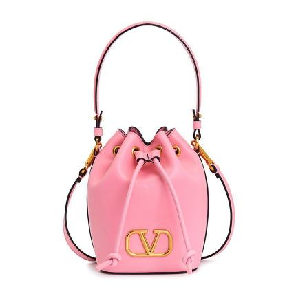 Valentino Garavani  vlogo signature leather bucket bag