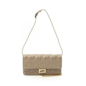 Fendi BAG ON CHAIN BAGUETTE