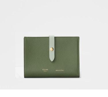 Large strap wallet in Grained Calfskin